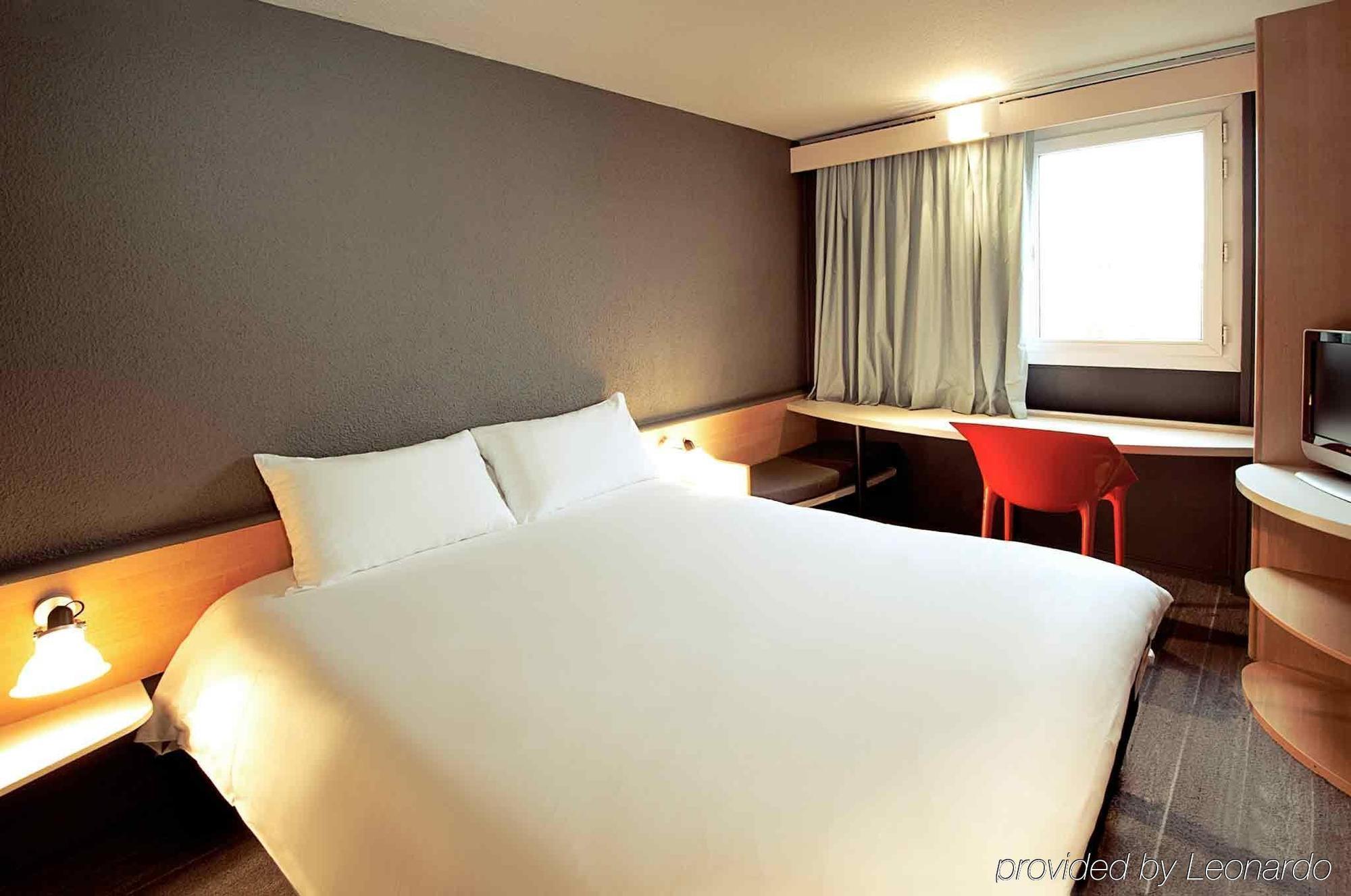 B&B Hotel Calais Terminal Cite Europe 3 Etoiles Coquelles Exterior photo